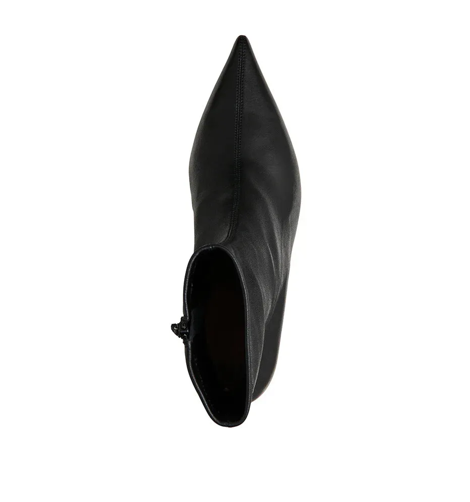 Alias Mae 'Agnes' - Black