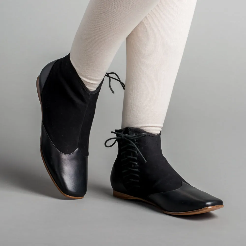 Keckley Women's Victorian Side-Lace Boots (Black/Black)